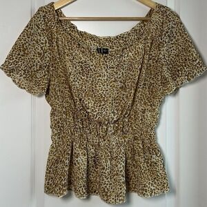 Essentials by Milano Cheetah Print Y2K Ruffle Flutter Sleeve Peplum Babydoll Top